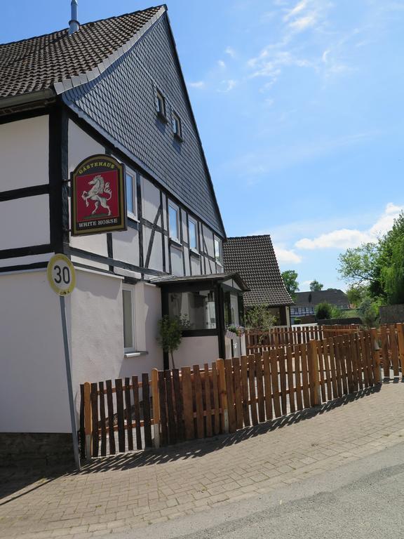 Gaestehaus White Horse Diedersen Coppenbrugge Bagian luar foto